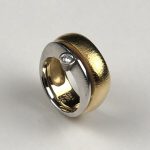 OLE LYNGGARD RING 18K GULD