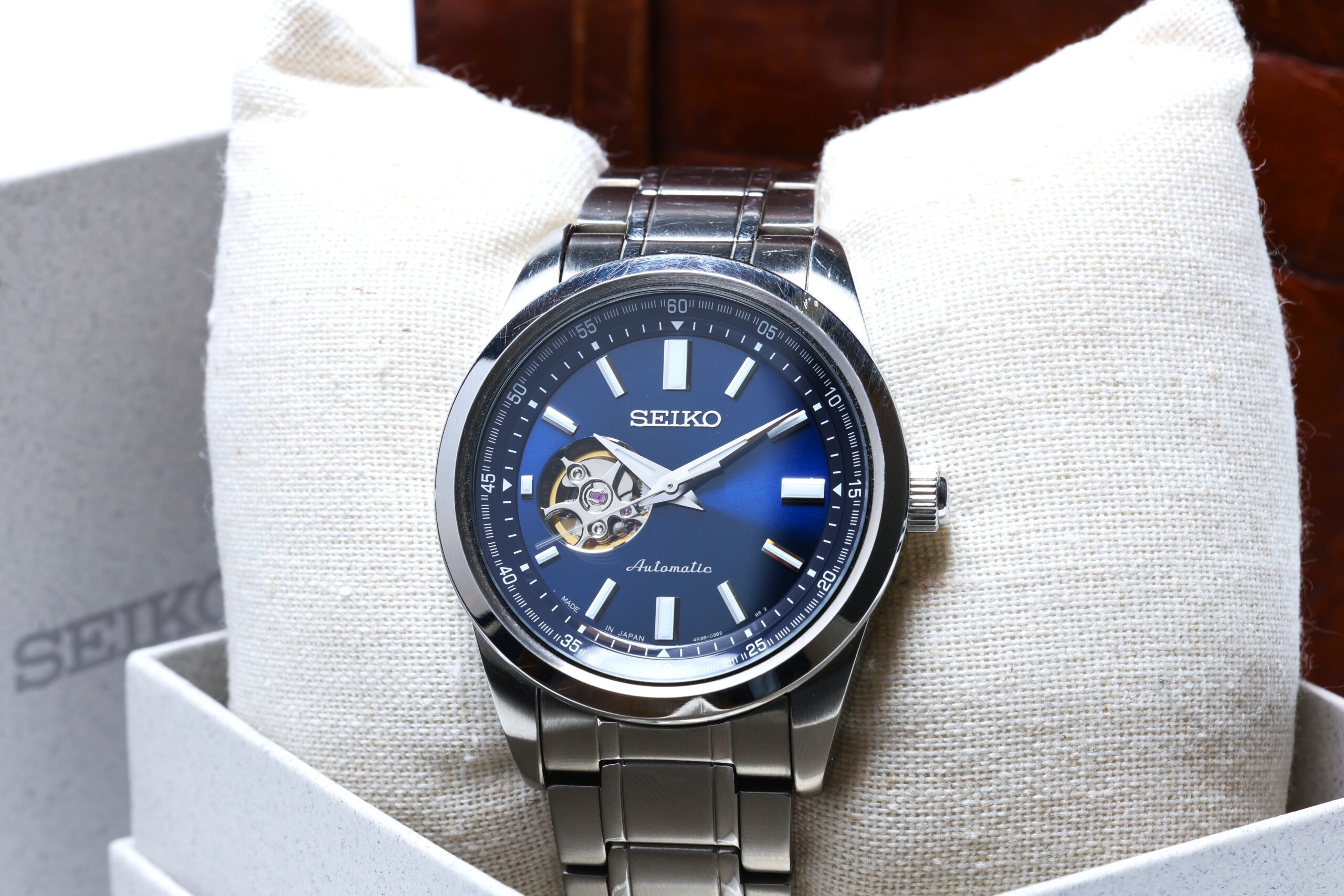 ODEzOTU1N2EtYTU4ZS0xMWVhLTkxZDQtOTNiMDNhYjIzMGU1-ZTYwZDFjZDAtOTcyMS0xMWYxLTk3MTgtZWY1YmU0MzhlOGU5 Seiko Automatic Open Heart - Bild 1