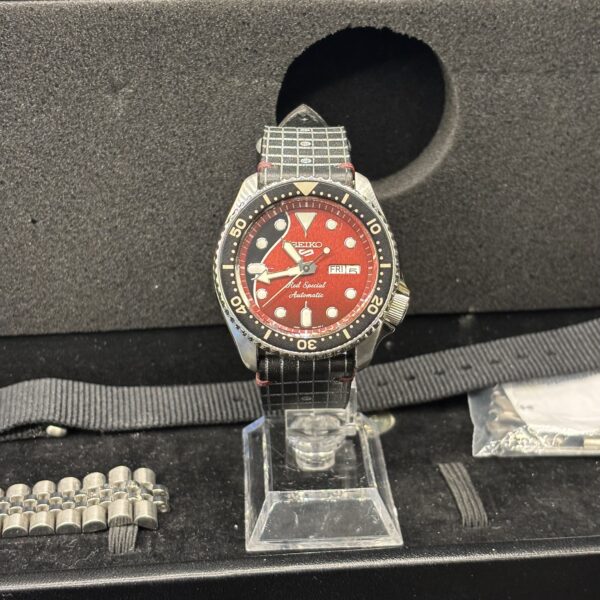 Seiko 5 Brian May Limited
