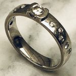 RING, 18k vitguld, 5,1g