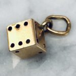 HÄNGE, 18k guld, 1,1g