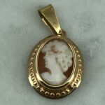 HÄNGE, 18k guld, 0,9g