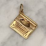 HÄNGE, 18k guld, 1,7g