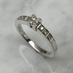 Vintage RING 18k vitguld med diamanter