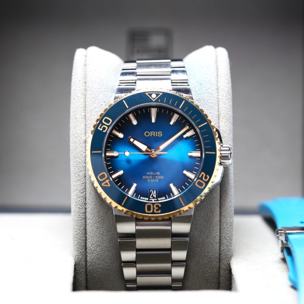 Oris Aquis Date